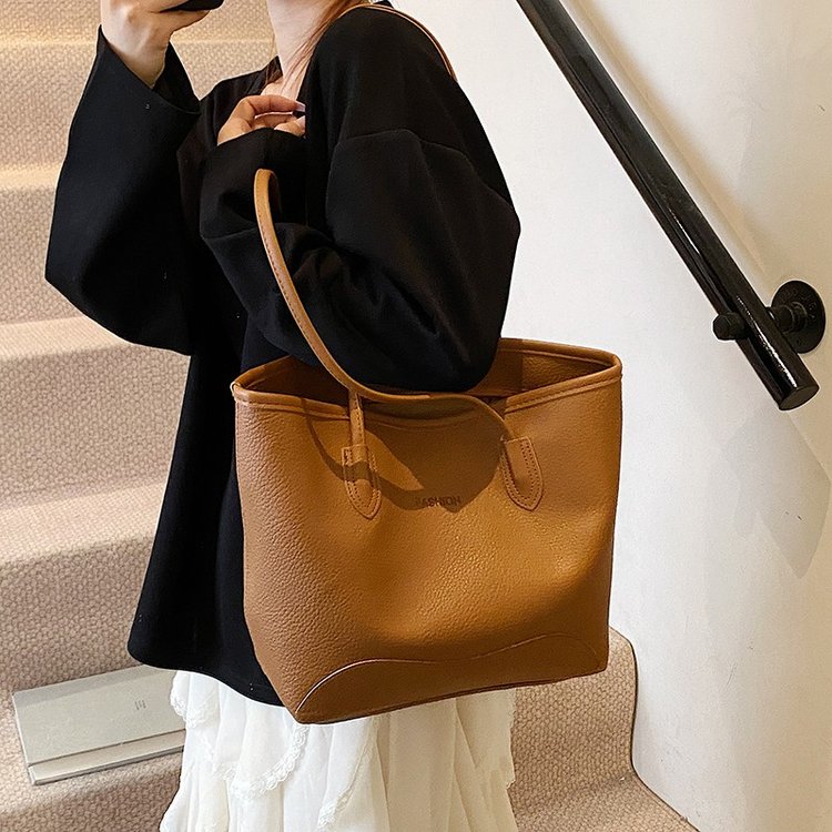 2025 Summer PU Tote Shoulder Bag with Magnetic Closure - Image 2